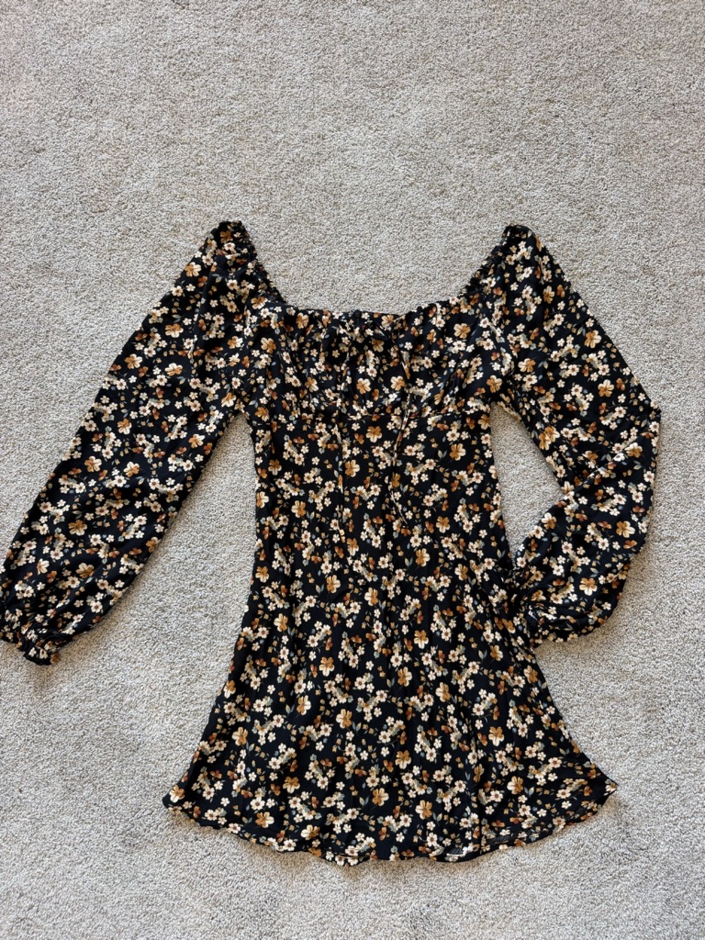 NEW Women’s Lush Black Floral Long Sleeve Mini Dress- Size Medium